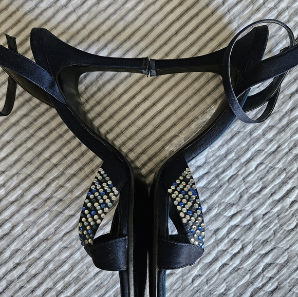 EUC Alfani heels - Picture 3 of 5